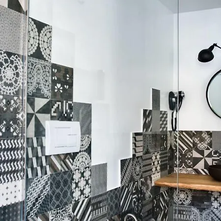 Teku Sardinia Boutique باري ساردو